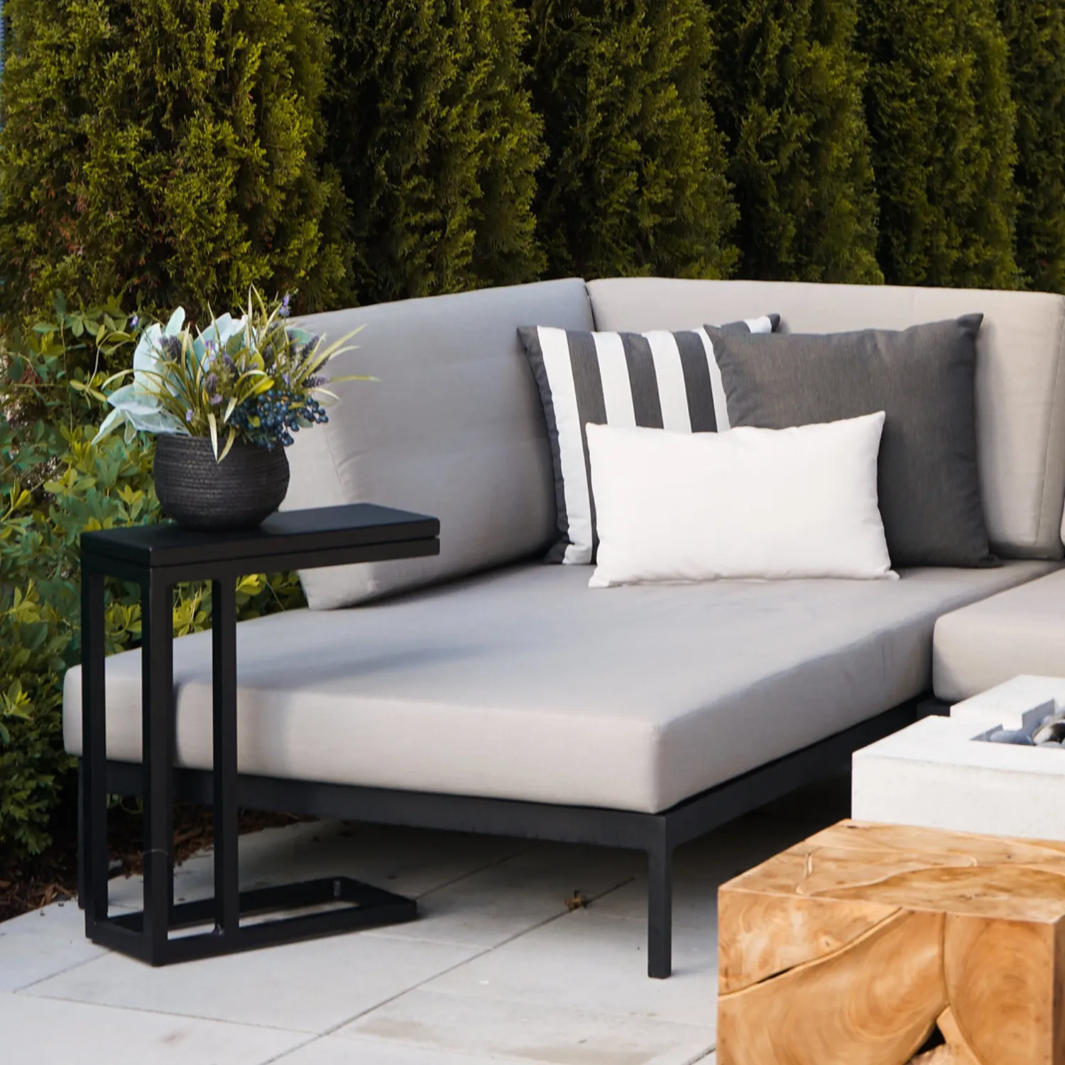 Contempo U-Shape Sectional