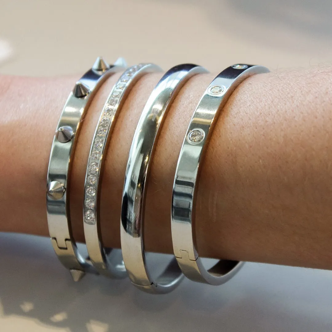 ESSENTIAL SILVER BRACELET