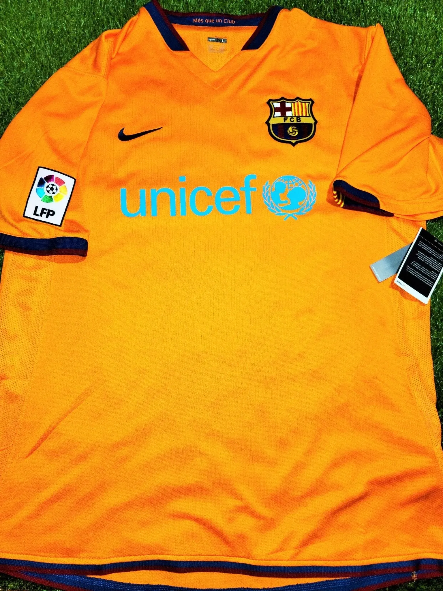 Messi Barcelona 2006 2007 Jersey Shirt Camiseta L BNWT SKU# 146982-819