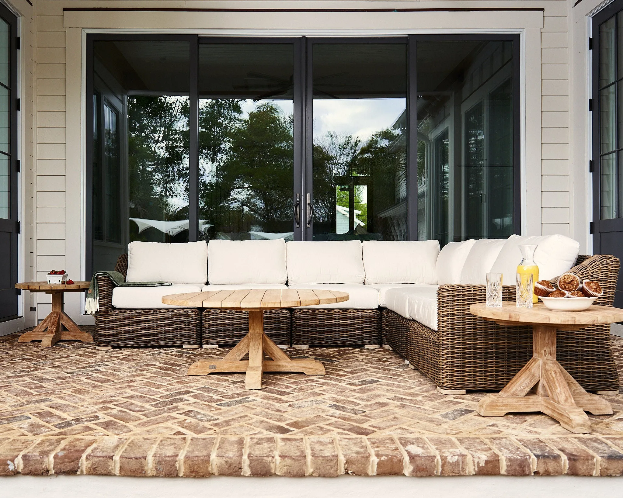 Newport Outdoor 5-Piece Sectional