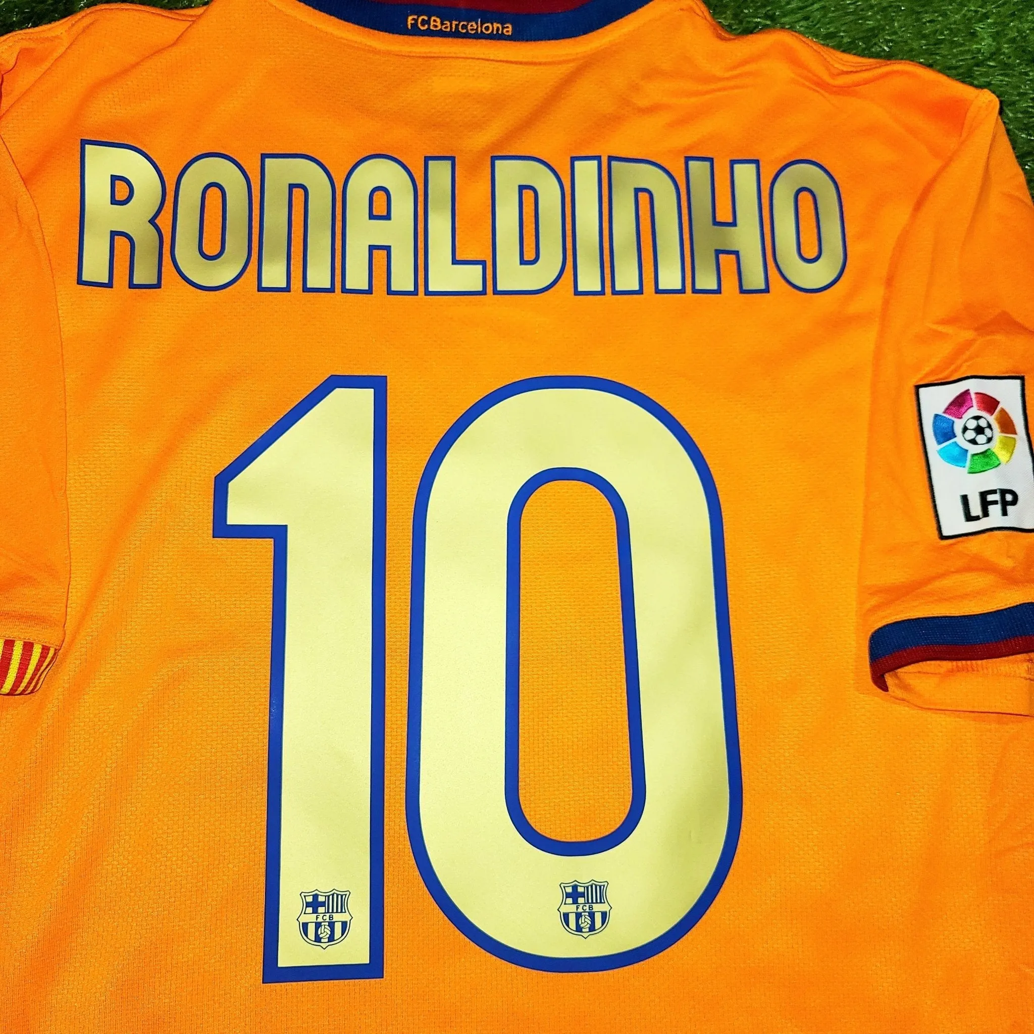 Ronaldinho Barcelona 2006 2007 Away Jersey Shirt Camiseta L SKU# 146982-819